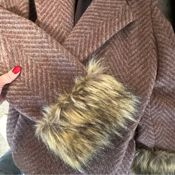 Vintage herringbone pattern 100% wool single button trench coat with tie waist - Picture 5 of 6